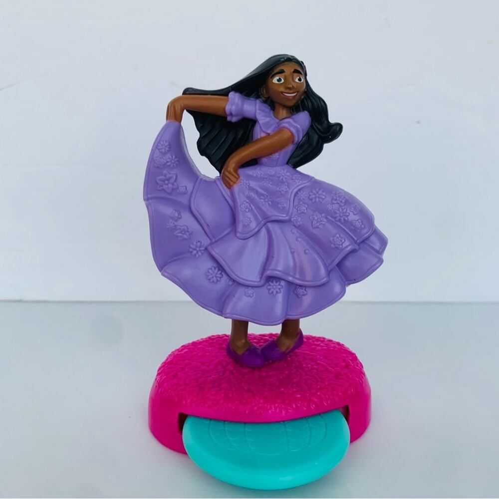 NEW Disney Encanto Isabella Madrigal Action Figure